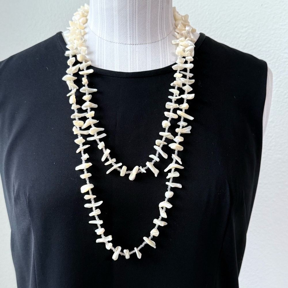 Vintage Mother of Pearl Iridescent Shell Chip Long Rope Necklace 54” - Picture 2 of 8